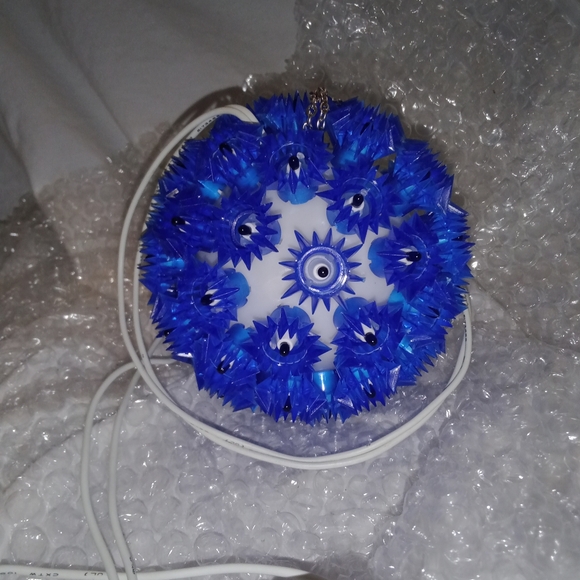 Vintage 2002 Enchanted Forest Christmas 60 Light Motion Sphere 5" 4 Functions - Picture 7 of 11